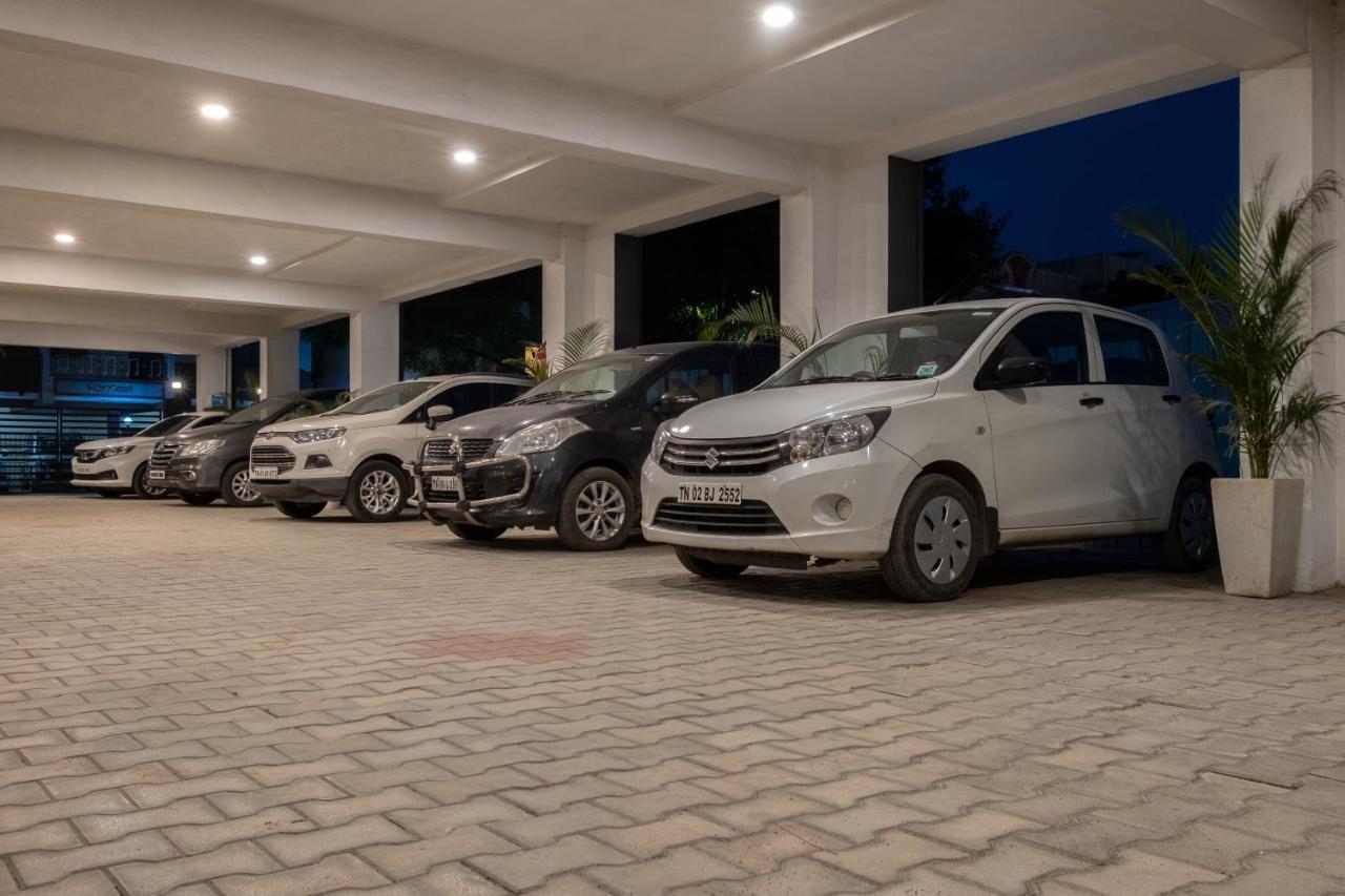 Madras Regency Hotel Exterior foto