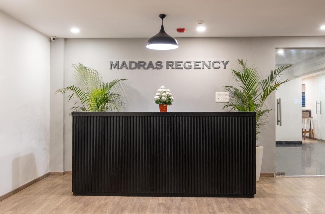 Madras Regency Hotel Exterior foto